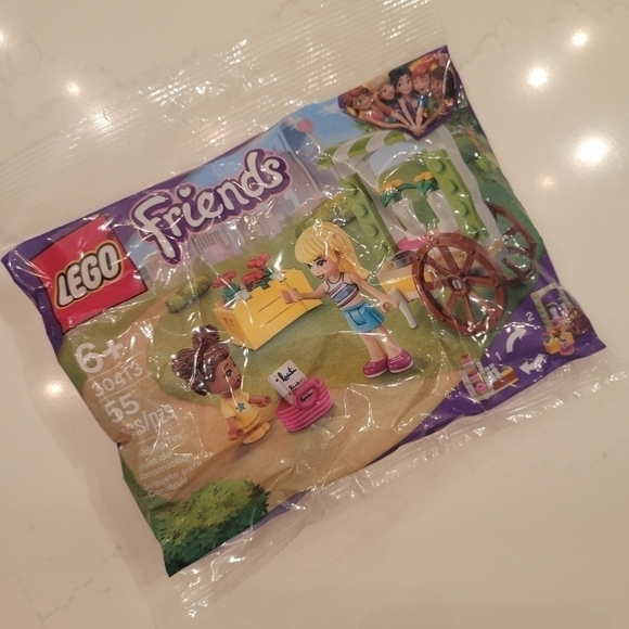 NEW Lego Friends Flower Cart Polybag Set 30413 Minifigure Purple Pink Yellow - Picture 2 of 3